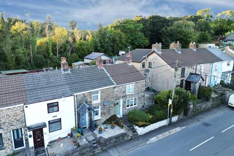 3 bedroom end of terrace house for sale, Main Road, Llantwit Fardre CF38