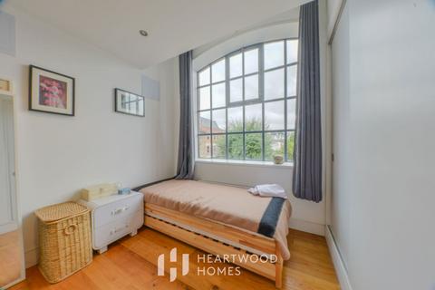 Flat 6, The Old Hat Factory Inkerman Road, St Albans, AL1 3BB