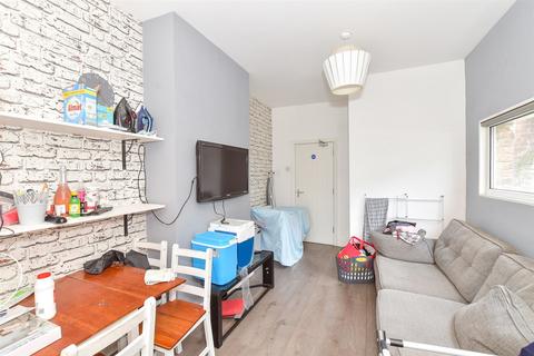 5 bedroom end of terrace house for sale, Tennyson Road, Portsmouth, Hampshire