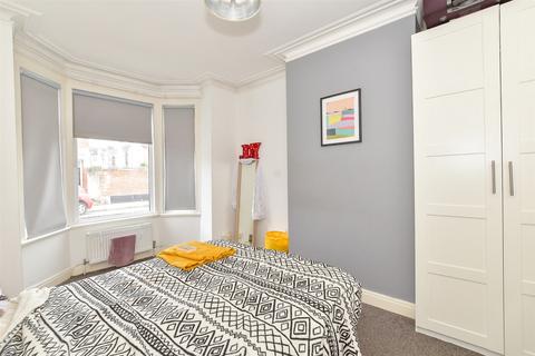 5 bedroom end of terrace house for sale, Tennyson Road, Portsmouth, Hampshire