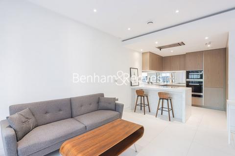 1 bedroom apartment to rent, Landmark Place, Water Lane EC3R