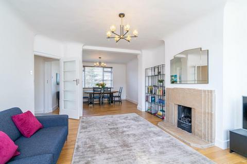 3 bedroom apartment to rent, Cleveland Road, W13 0HF