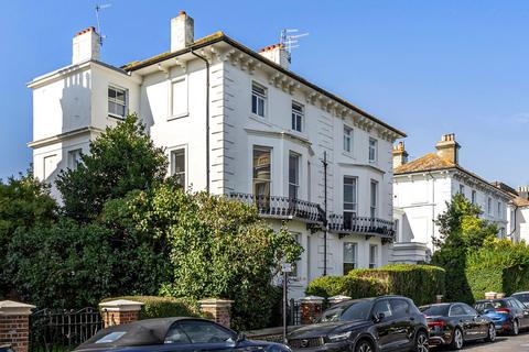 2 bedroom apartment for sale, Medina Villas, Hove BN3