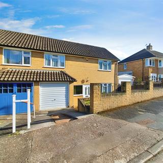 3 bedroom semi-detached house for sale, Nickleby Close, Rochester