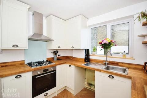 1 bedroom apartment to rent, Carshalton Road Sutton SM1