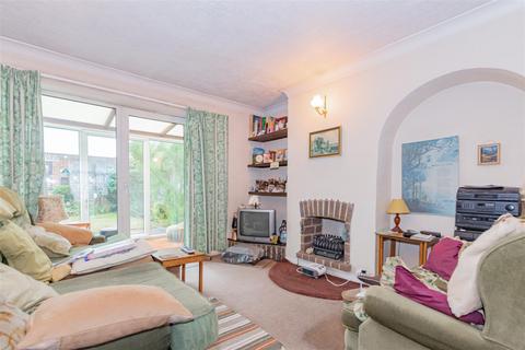 19 Beech Walk, Crayford, Dartford, DA1 4NP