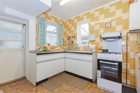 19 Beech Walk, Crayford, Dartford, DA1 4NP