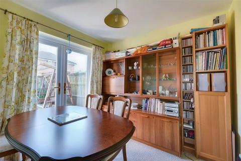 3 bedroom semi-detached house for sale, Hoselett Field Road, Long Eaton