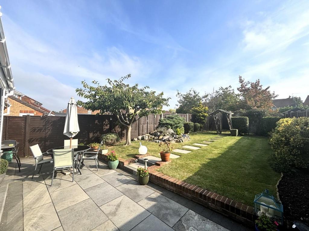 Garden 2.jpeg