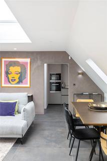 2 bedroom penthouse for sale, Drayton Court, Drayton Gardens, London, SW10