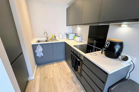 1 bedroom apartment to rent, Jesse Hartley Way, Liverpool