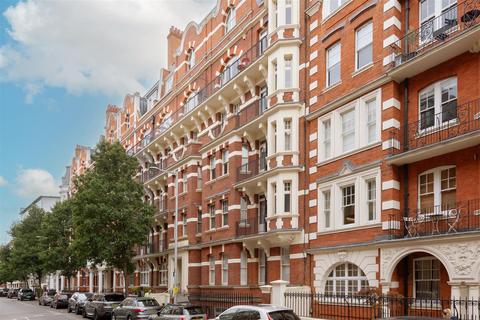 2 bedroom penthouse for sale, Drayton Gardens, Chelsea, SW10