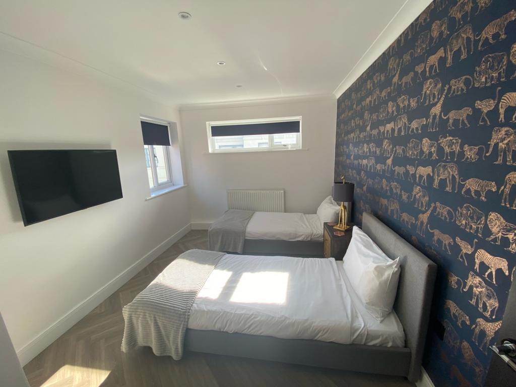 Bedroom 222