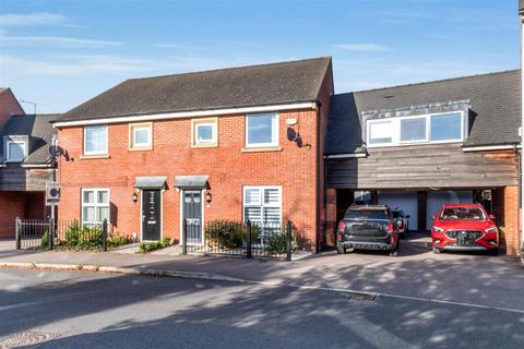 3 bedroom property for sale, Cranmore Circle, Broughton, Milton Keynes