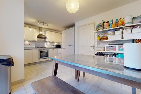11 Cranmore Circle, Broughton, Milton Keynes, MK10 7DD