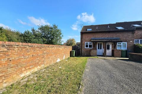 2 bedroom end of terrace house for sale, Everside Close, Cam, Dursley, GL11 5JH