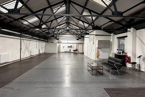 Warehouse to rent, 114 Pope Street, Birmingham, B1 3AG