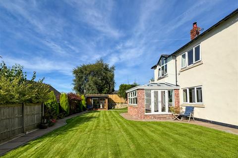 4 bedroom detached house for sale, Grimshaw Lane, Bollington, SK10 5NB