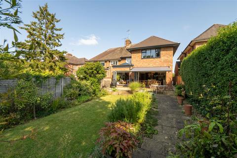 4 bedroom semi-detached house for sale, Queenswood Drive, Hitchin