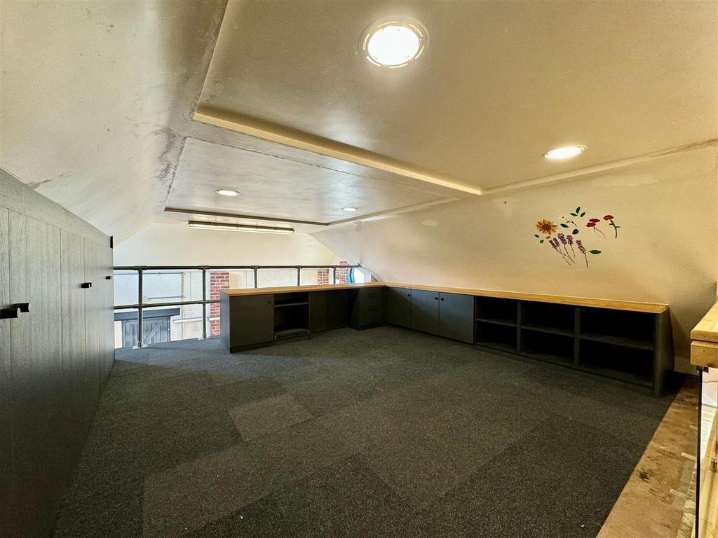 Studio.jpg