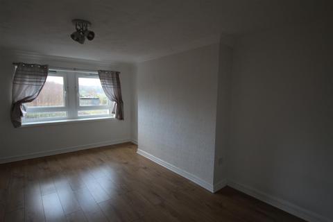 2 bedroom flat to rent, Togo Place, Greenock PA15