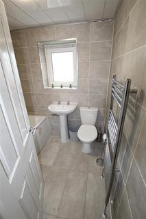 2 bedroom flat to rent, Togo Place, Greenock PA15