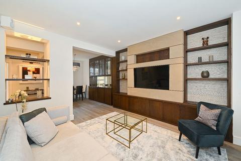 2 bedroom apartment to rent, 61 Walton Street, Chelsea SW3