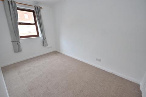 2 bedroom flat to rent, Fish Street, Hull HU1