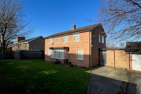 4 bedroom detached house to rent, Coldcotes Avenue, Harehills, Leeds