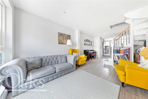 14 Alfred Road, London, SE25 5LE