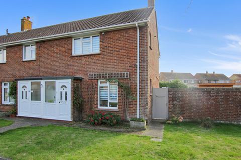 2 bedroom end of terrace house for sale, Marsh Crescent, New Romney TN28