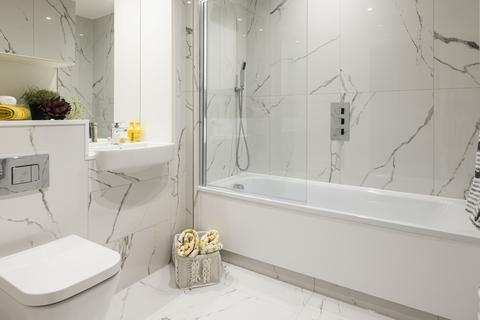2 bedroom apartment to rent, Evershed Walk, London, W4