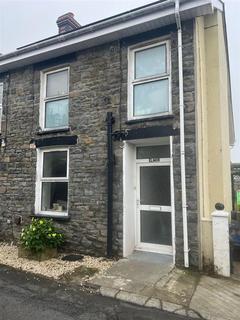 undefined, Llanon