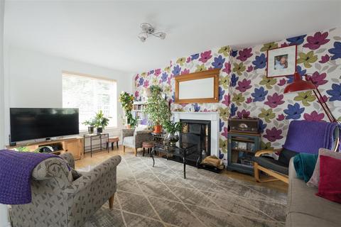 4 bedroom terraced house for sale, Beaumont Close, Hitchin