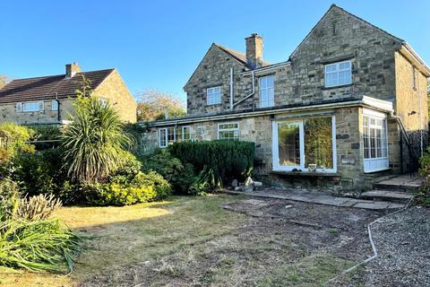 4 bedroom detached house for sale, Gateland Drive, Shadwell, Leeds, LS17