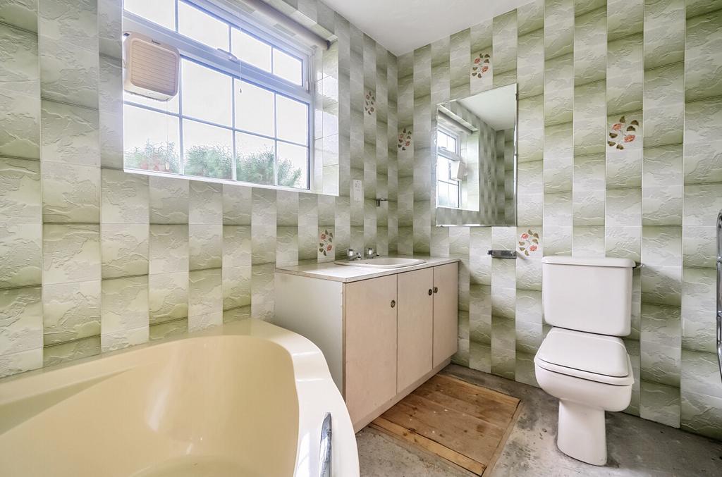 Ground Flr Bathroom
