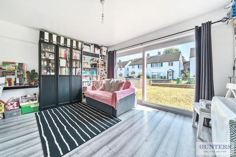 24 Three Corners, Bexleyheath, DA7 6HF