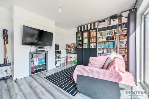 24 Three Corners, Bexleyheath, DA7 6HF
