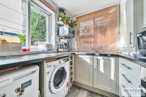 24 Three Corners, Bexleyheath, DA7 6HF