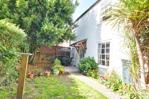 4 bedroom house for sale, Station Road, Lydd, Romney Marsh