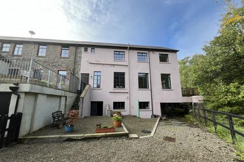 3 bedroom terraced house for sale, The Old Creamery, Heol Cennen, Ffairfach, Llandeilo, Carmarthenshire.