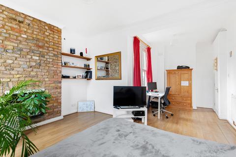 2 bedroom duplex for sale, Camden Street, London NW1