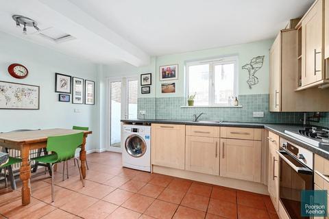 3 bedroom house for sale, Montgomery Street, Hove