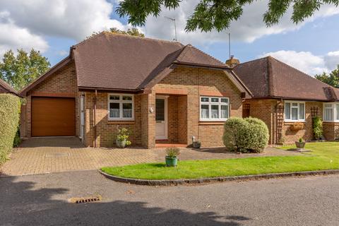 2 bedroom bungalow for sale, Field Walk, Smallfield, Surrey, RH6