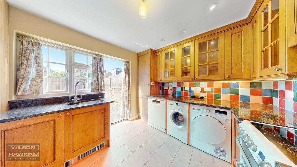 26 A Crown Street - lge Db6 Ugj Wr7j An AWk5q.jpg