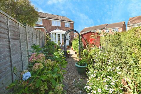 3 bedroom semi-detached house for sale, Cairns Road, Colchester, Essex