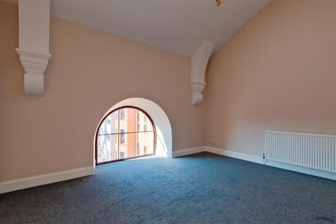 2 bedroom apartment to rent, Scott Street, Motherwell