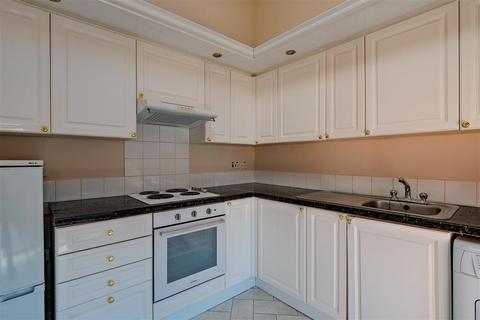 2 bedroom apartment to rent, Scott Street, Motherwell