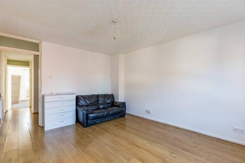 6 Hyde Close, London, E13 9BD