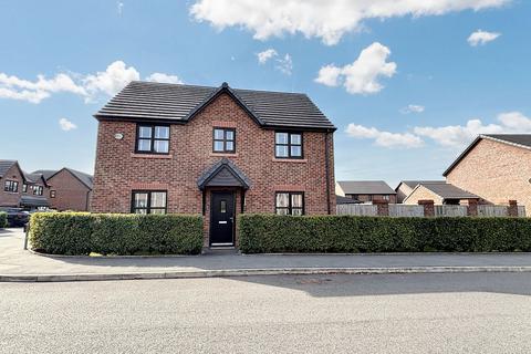 4 bedroom detached house for sale, Highclove Lane, Manchester M28